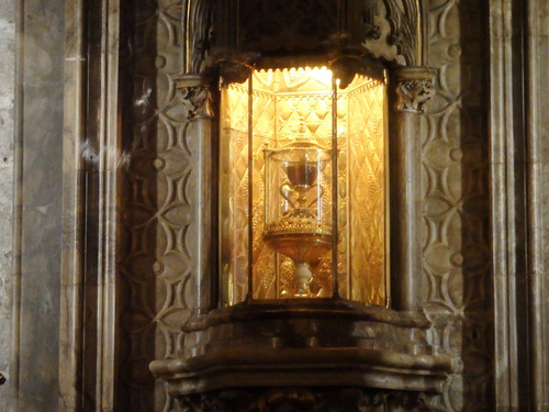 Photo of the Holy Grail in the Catedral de Val&egrave;ncia.